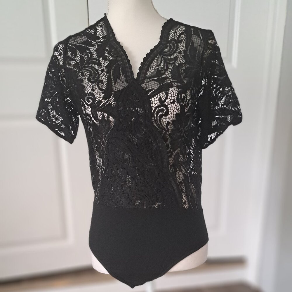 Avid love Women's Black One Piece Sexy Deep V neck Bodysuit with  Sz Large  NWT